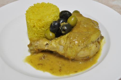 Jak uvařit kuře na olivách? Snadné recept, připravený za 30 - 45 minut